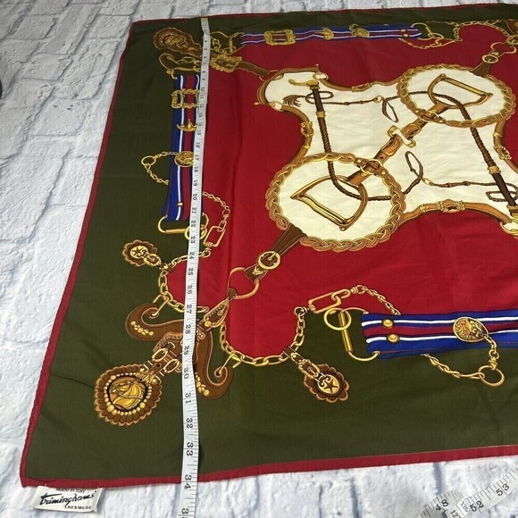 Vintage Triminghams Bermuda 100% Silk Scarf 32” X  34” Equestrian and Lion Gold - Picture 9 of 13